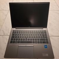 HP LAPTOP ZBook Firefly G8