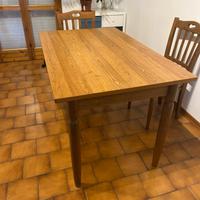Tavolo da cucina + 6 sedie