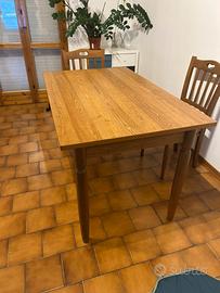 Tavolo da cucina + 6 sedie