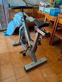 Cyclette da spinning Alpha Moxie