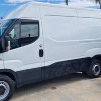 Iveco daily 35s14 isotermico 2.3mjt eur6