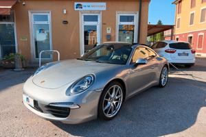 Porsche 911 Coupe 3.4 Carrera 4