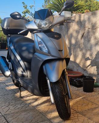 Kymco people 300 gti