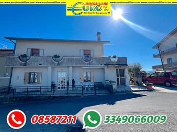 Casa Singola con un ettaro di Uliveto