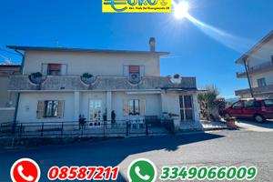 Casa Singola con un ettaro di Uliveto