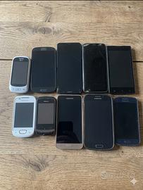 Lotto 10 Smartphone Vintage e Ricambi