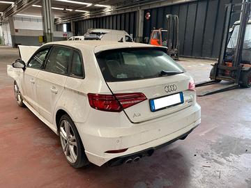 Audi A3 Sportback 40 2.0 tdi quattro 184cv s-troni