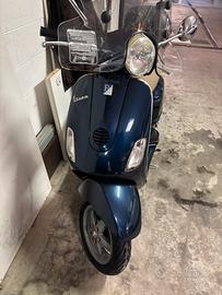 Vespa lx 150