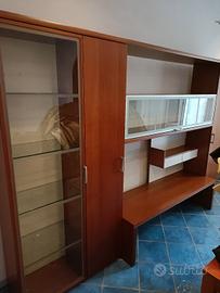 Mobile soggiorno colore ciliegio