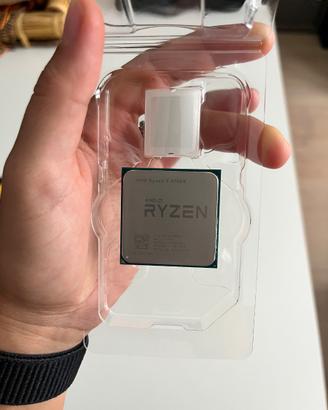 Processore CPU AMD Ryzen 7 2700X