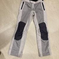 Pantaloni moto estivi traforati