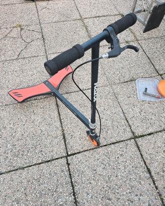 monopattino Razor