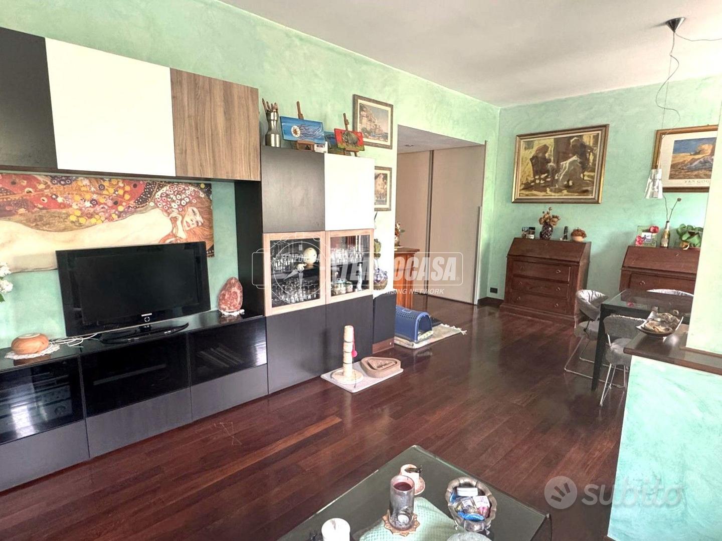 Appartamento a Collegno 6 locali - Vista 2