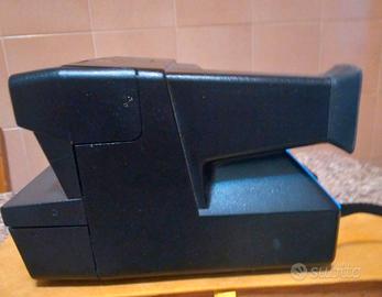 Macchina fotografica "Polaroid vintage anni 80"