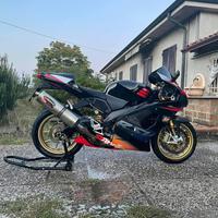 RSV 1000 R