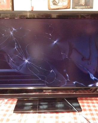 sharp aquos lcd color tv lc-32 th66e schermo rotto