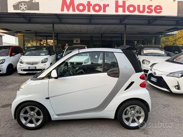 Smart ForTwo 1000 52 kW MHD cabrio passion