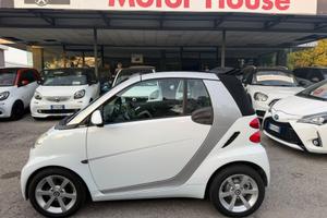 Smart ForTwo 1000 52 kW MHD cabrio passion