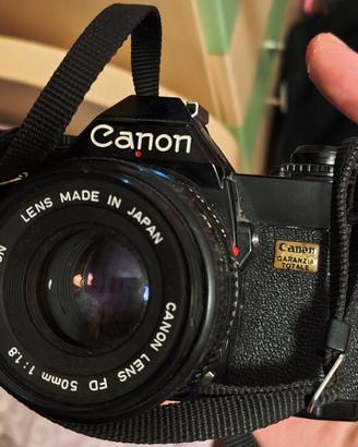 Canon AV-1 Black + Obiettivo FD 50mm f/1.8