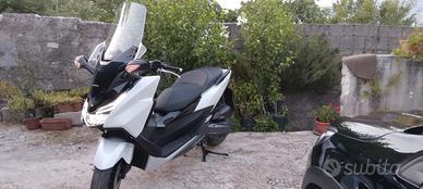 Honda Forza 125 - 2015