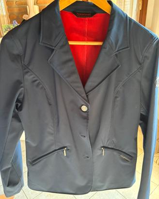 Giacca e polo da concorso equitazione