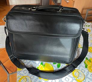 Borsa notebook Targus in Pelle