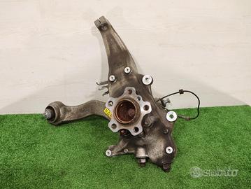 BMW G30 Mozzo fusello anteriore sinistro | 25105