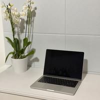 Macbook Pro M5