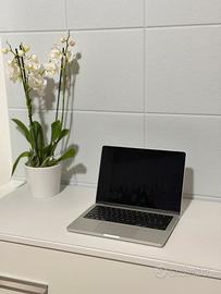 Macbook Pro M5