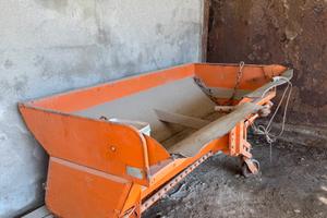 Spargisale a traino - Epoke Patent mod. TKL 12