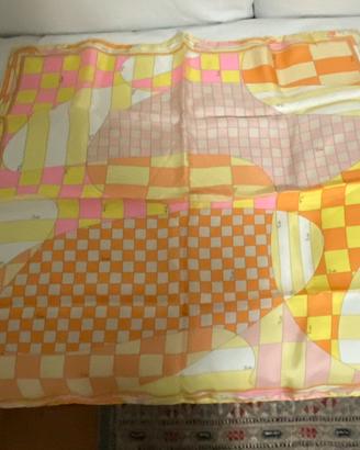 Foulard Emilio Pucci in seta