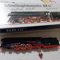 locomotiva z vapore da revisionare 