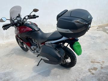 Honda Transalp 700 anno 2009