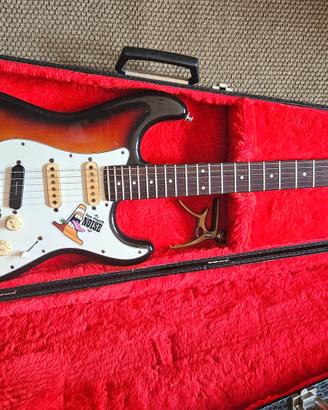 Fender Stratocaster MIJ - Serie E 1986 - Custodia