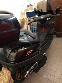 Piaggio x9 500