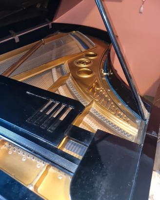 pianoforte mezza coda