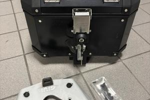 Bauletto GiVi Trekker Outback Monokey, 42 litri