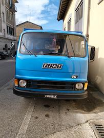 OM 40