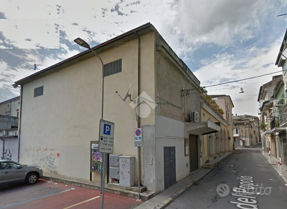NEGOZIO A CASTROVILLARI - Vista 2