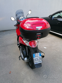 Scooter Scarabeo appena tagliandato