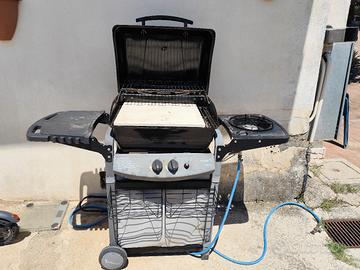 barbecue  a gas con pietre laviche 