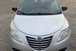 Lancia ypsilon 1.2 benzina