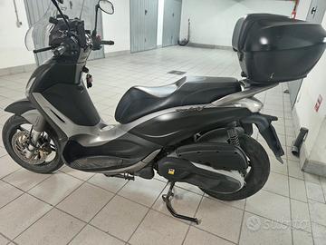 Beverly 350 sportstourer i.e ABS ASR