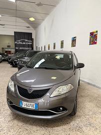 Lancia Ypsilon 1.3 MJT 16V 95 CV 5 porte S&S Plati