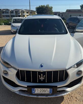 Maserati Levante Diesel 275 CV AUTOCARRO 21.900€