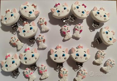  Clip e inserti per creare catenelle 