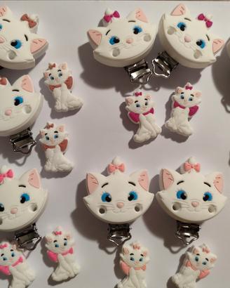  Clip e inserti per creare catenelle 