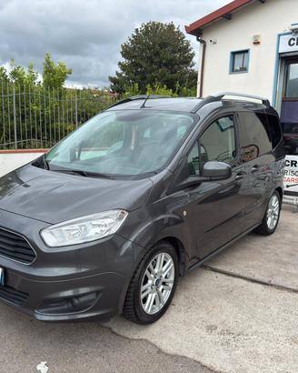 Ford Tourneo Courier 1.5 TDCI 75 CV Titanium