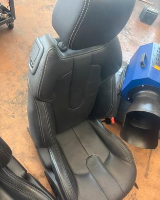 Sedili range rover evoque in pelle