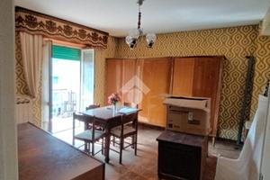 4 LOCALI A AFFILE